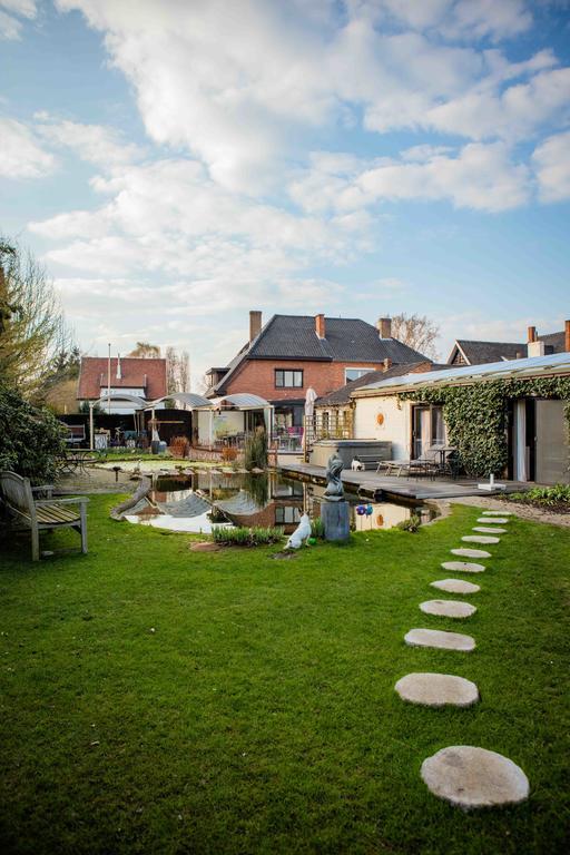 B&B 'T Solveldje Bilzen Exterior foto